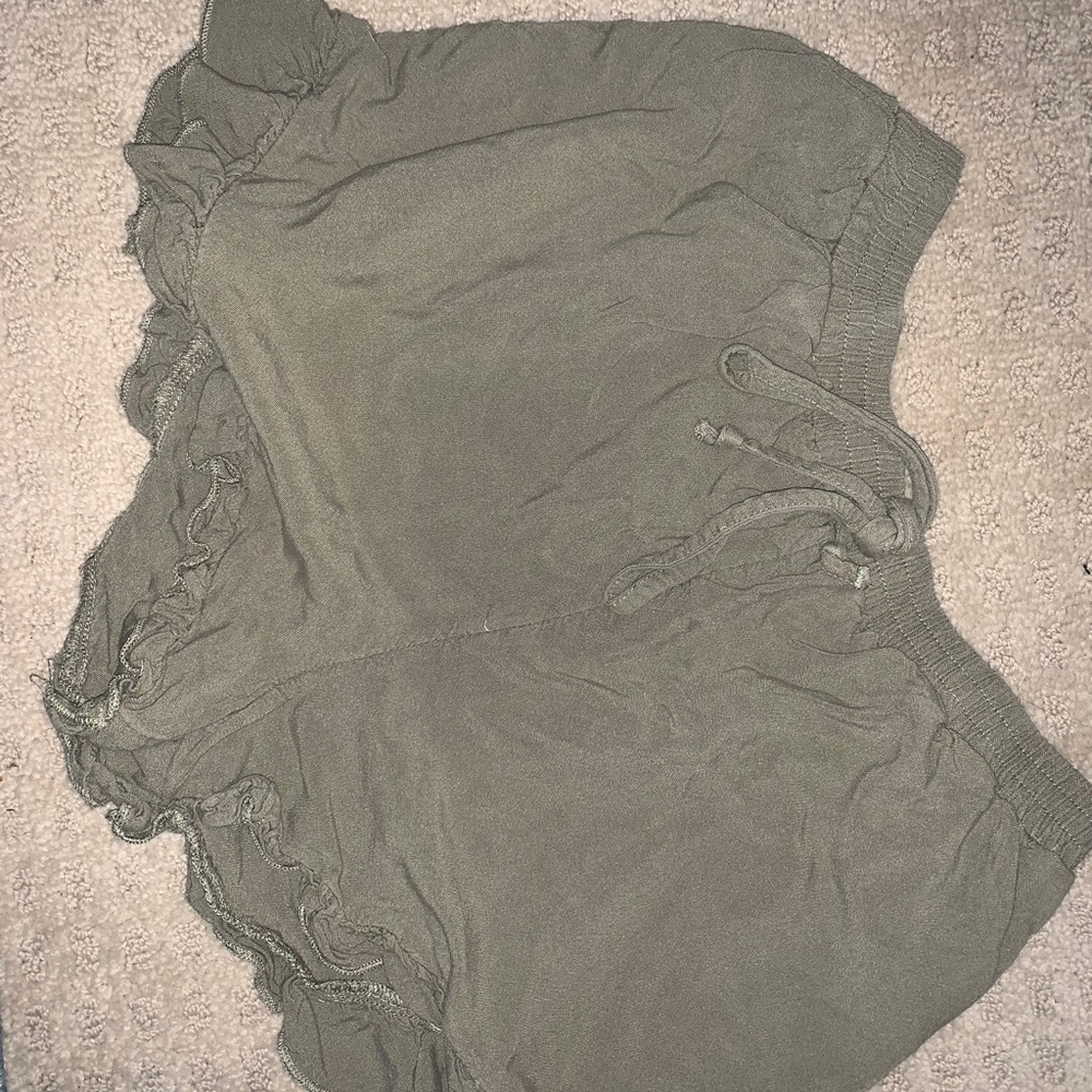 shorts - Picture 3 of 3